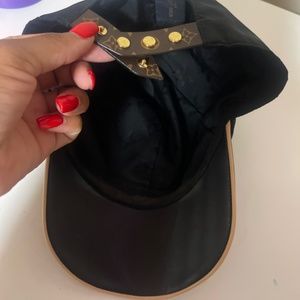 Louis Vuitton hat